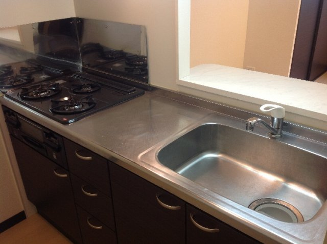 レオネクスト福住のキッチン