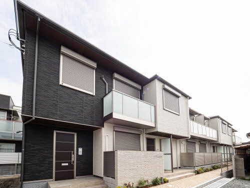 シャーメゾン土山西