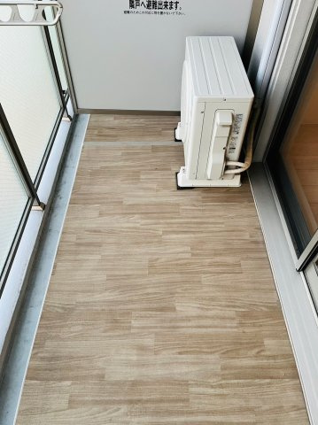 仲介手数料0！！エスリード名城公園プライムのバルコニー