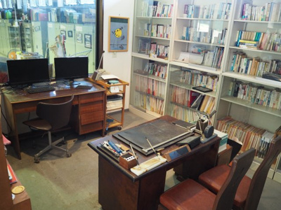 【内装】 | 魚津市大海寺野村中古戸建て | 大型ガレージには書斎付きです♪