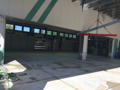 【その他】 | 魚津市大海寺野村中古戸建て | 離れの大型ガレージは車4台分以上の収納スペースがあり、あらゆる趣味の道具を大切に保管するのに十分な大きさで自在にご使用頂けます♪