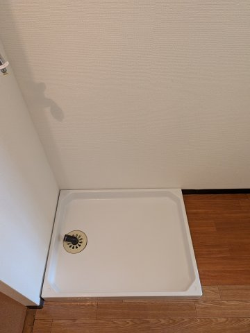 【その他】 | メゾンサンルーツ | 室内洗濯機置場です