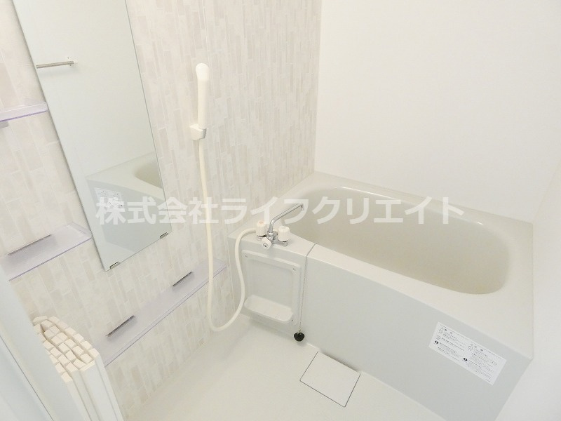 グレーヌメゾンの浴室