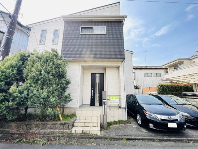 幸手市緑台　中古住宅の外観
