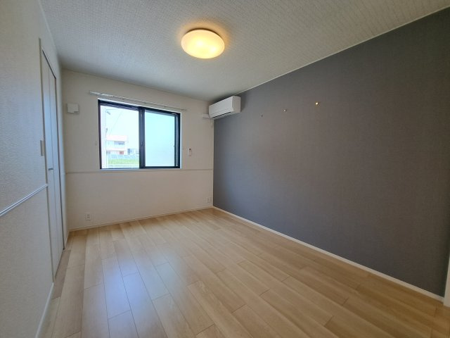 ネオ　エルブ　Ⅱの洋室