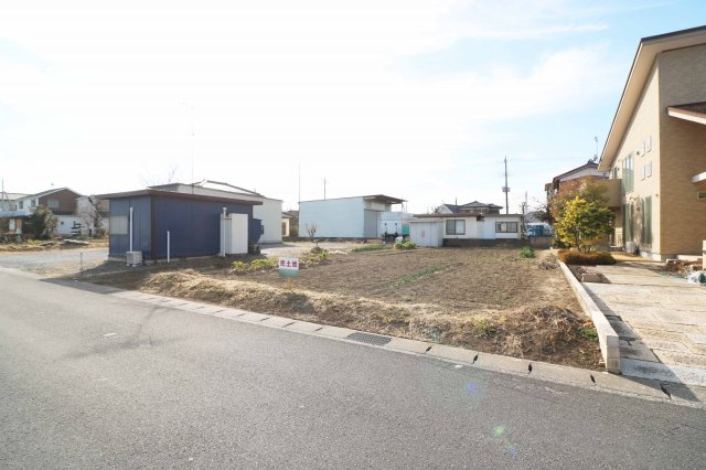 足利市八幡町３丁目の売地の外観