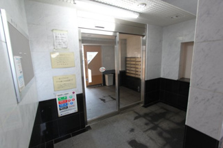 【エントランス】