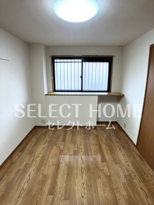 【寝室】 | アメニティーＢ | 開放的な寝室です