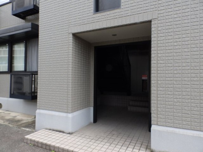 【エントランス】 | トリヴァンベール今井町