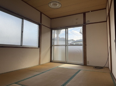【居間・リビング】 | 松尾アパート | ※同建物別室の参考写真です
