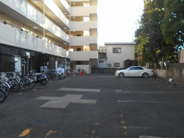 ビラ三秀神明　　　刈谷市の賃貸ならクラスホーム刈谷店の駐車場