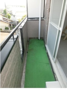 【バルコニー】