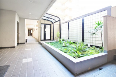 【エントランス】 | グランドメゾン京都山科