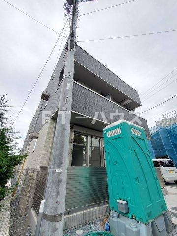 オークスの外観