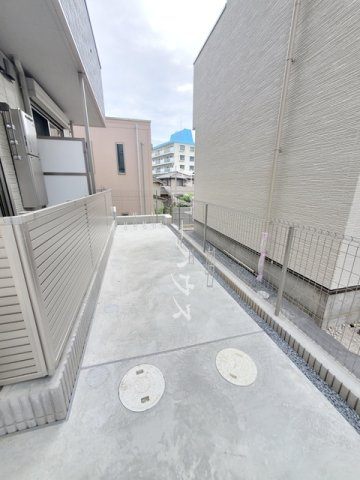 習志野市谷津１丁目のアパートの駐車場