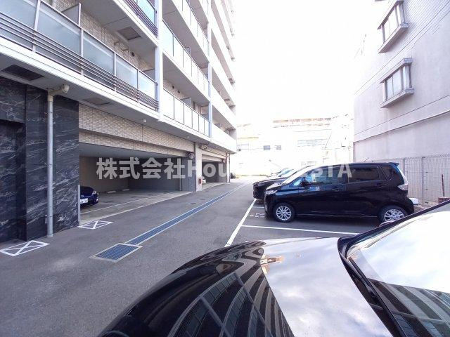 エスプレイス神戸ウエストゲートの駐車場