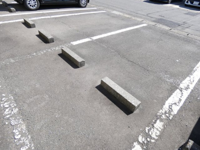 【駐車場】 | （ドリアンコーポ）