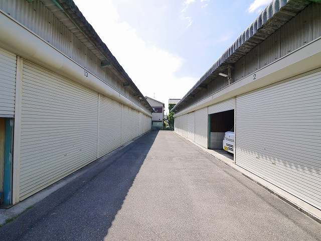 熊木モータープールの外観|外はこのようになっています