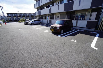 【駐車場】 | アイチ8　A棟