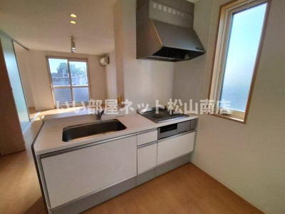 【キッチン】 | プレミアス東野