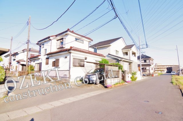 越谷市神明町2丁目中古戸建ての外観