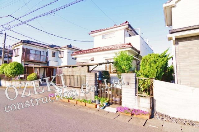 越谷市神明町2丁目中古戸建ての外観