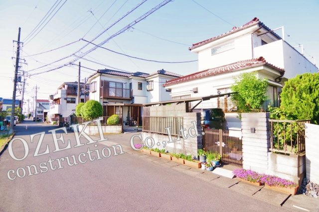 越谷市神明町2丁目中古戸建ての外観