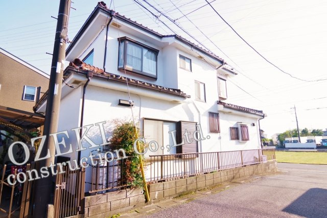 越谷市神明町2丁目中古戸建ての外観