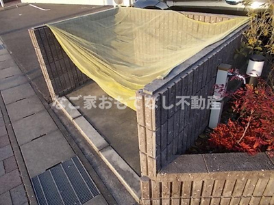 【その他共用部分】 | ウエストシティー | 敷地内ゴミ捨て場あり。