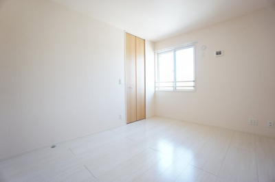 【寝室】 | ファーストハイム | ※同物件、同タイプ、間取り反転のお部屋です
