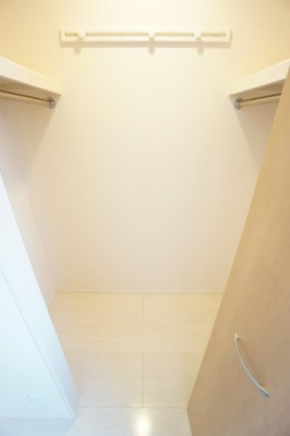 【収納】 | ファーストハイム | ※同物件、同タイプ、間取り反転のお部屋です
