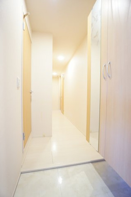 【玄関】 | ファーストハイム | ※同物件、同タイプ、間取り反転のお部屋です