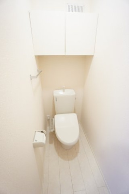 【トイレ】 | ファーストハイム | ※同物件、同タイプ、間取り反転のお部屋です