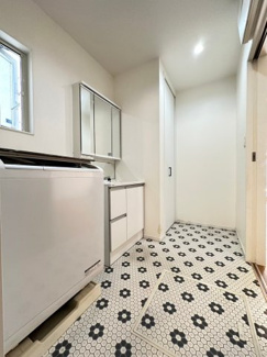 【独立洗面台】 | 吉井町２丁目　戸建て