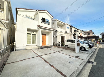 【前面道路含む現地写真】 | 吉井町２丁目　戸建て | 前面道路含む現地写真です