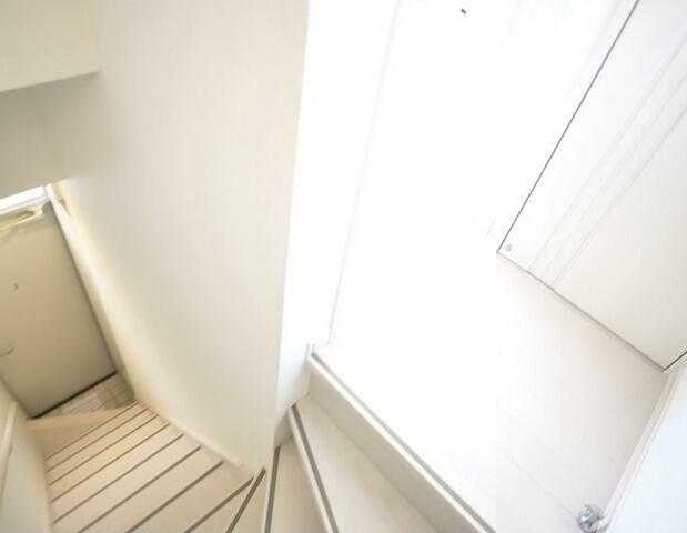 ウィンズパレ田無の玄関