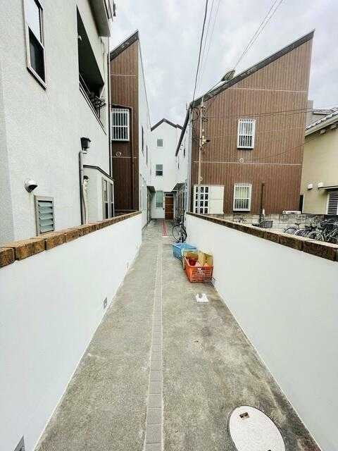 ウィンズパレ田無のエントランス