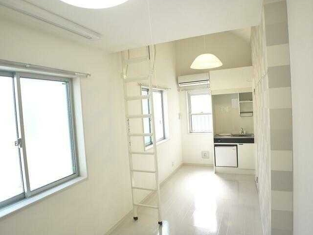 ウィンズパレ田無の洋室