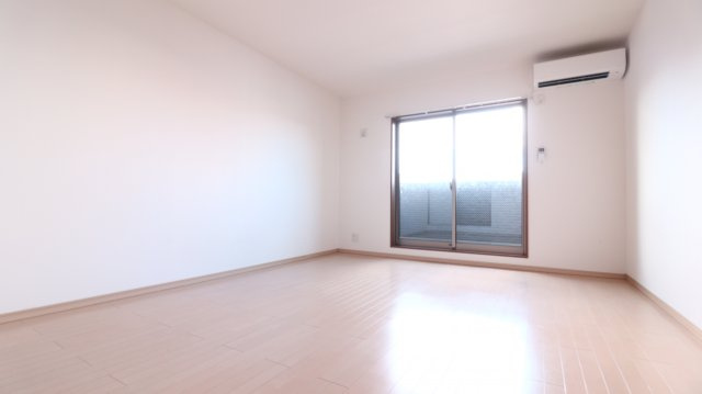 ワコーレヴィアーノ須磨月見山本町Ⅱの寝室