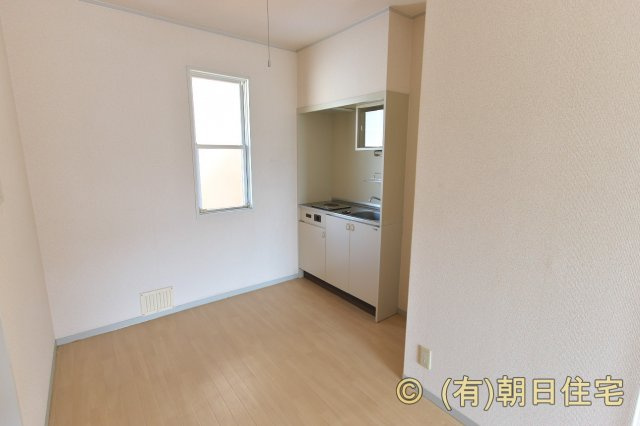 サンシャイン．ヴィラＥの居間・リビング