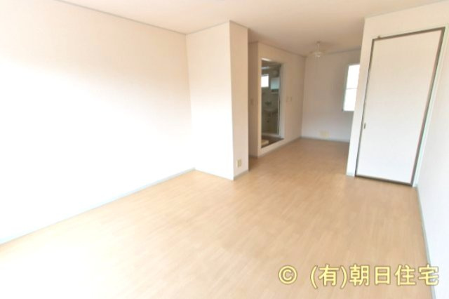 サンシャイン．ヴィラＥの居間・リビング