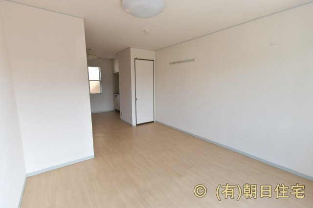 サンシャイン．ヴィラＥの居間・リビング