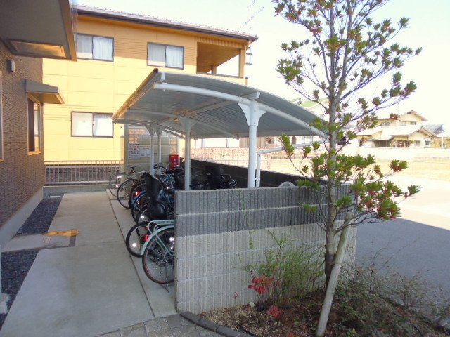 倉敷市福島のアパートのその他共用部分|駐輪場