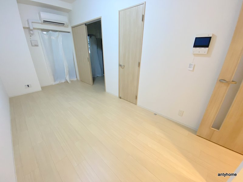 セレーノ南森町　仲介手数料無料の寝室