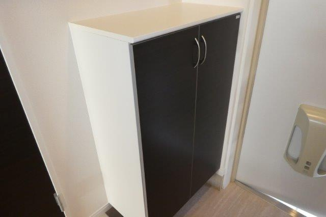 グランディーバの内装|シューズボックス