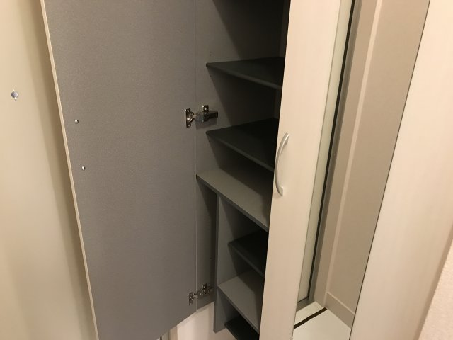 スカイフラットのその他|下駄箱
