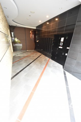 【エントランス】 | セレニテ神戸元町