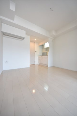 【居間・リビング】 | セレニテ神戸元町