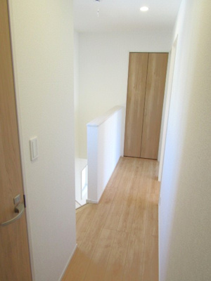 【その他共用部分】 | ブルーミングガーデン　八代町大間田2期　1号棟 | 階段スペース