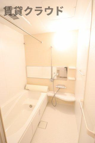 GrandBonheurの浴室|落ち着いた空間のお風呂です